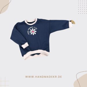 Größe: 104 - Oversized Sweater aus Alpenfleece bestickt